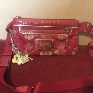 House of dereon fanny pack